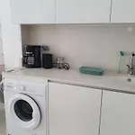 Apartament Fraescht Med Delad Pool