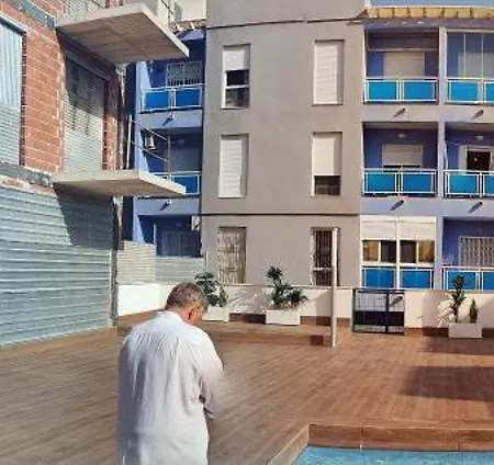 Fraescht Med Delad Pool