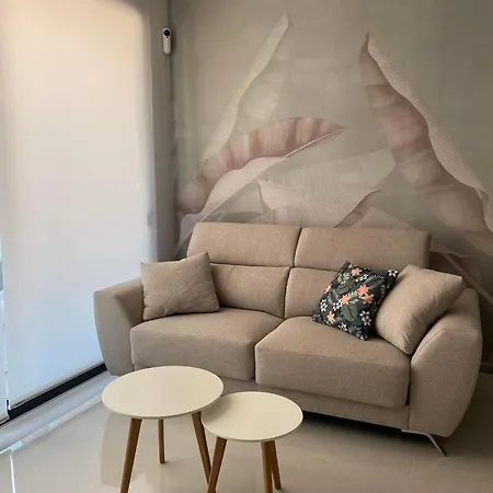Fraescht Med Delad Pool Apartament *