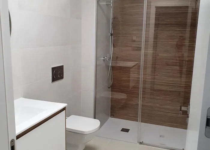 Apartment Fraescht Med Delad Pool